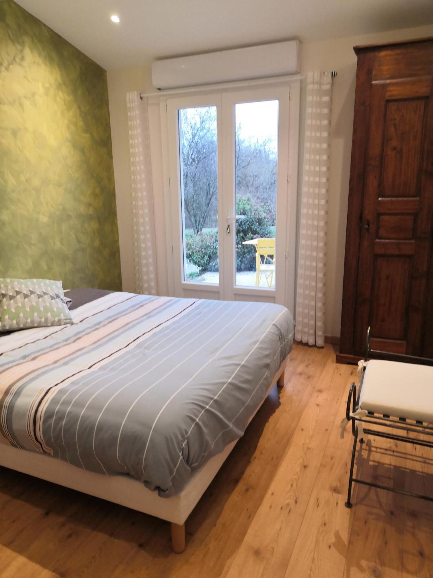 Chambre Avec Entree Independante Dans Un Ecrin De Verdure Dommartin  Exteriér fotografie